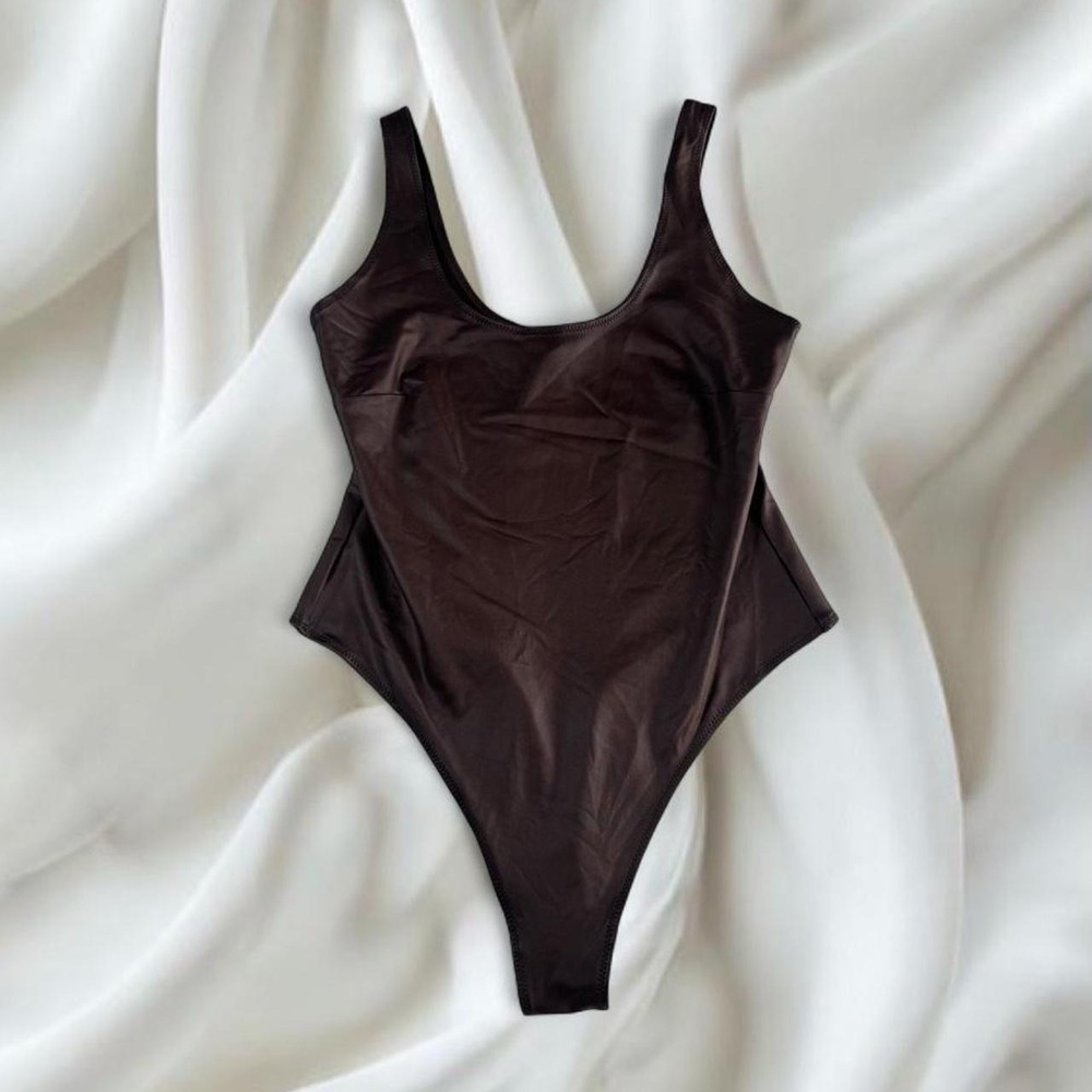 Skims body cocoa brown scoop one piece bodysuit y2k athletic